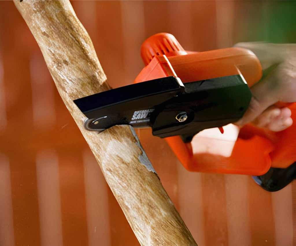 Minichain Saw a 447 LEU